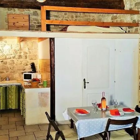 Luclem Apartment Arles Exterior photo