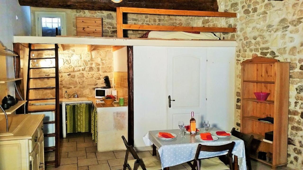 Luclem Apartment *