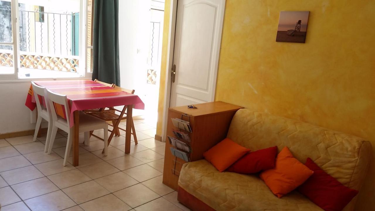 Luclem Apartment *